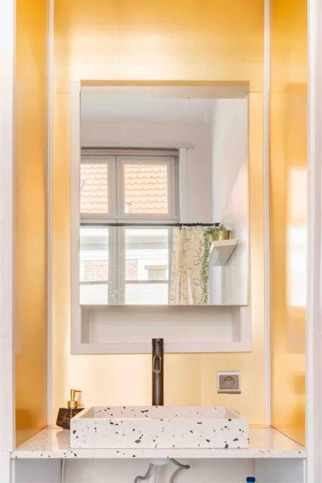 Townhouse Room Heerenhuys Eeklo Luaran gambar